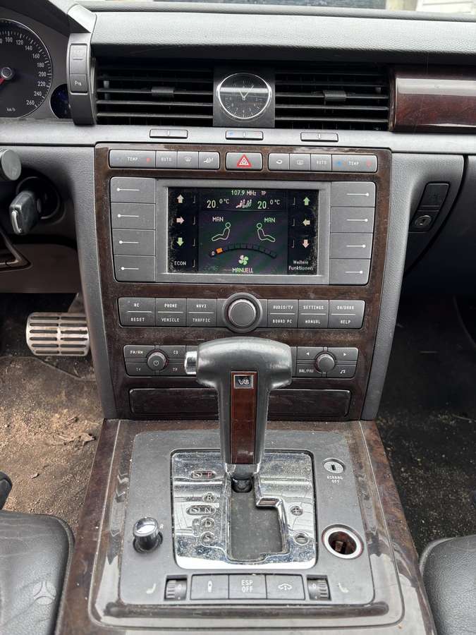 Volkswagen Phaeton