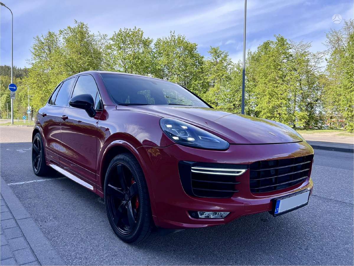 Porsche Cayenne - 10