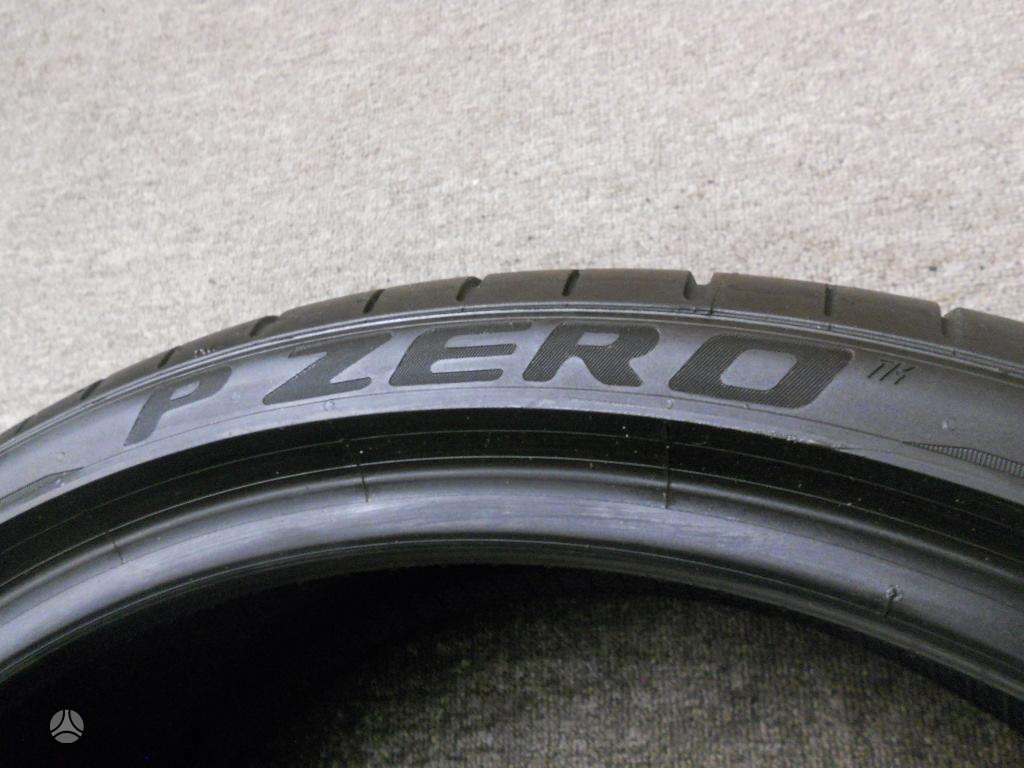 Pirelli 99% PZero NO, summer 235/35 R20