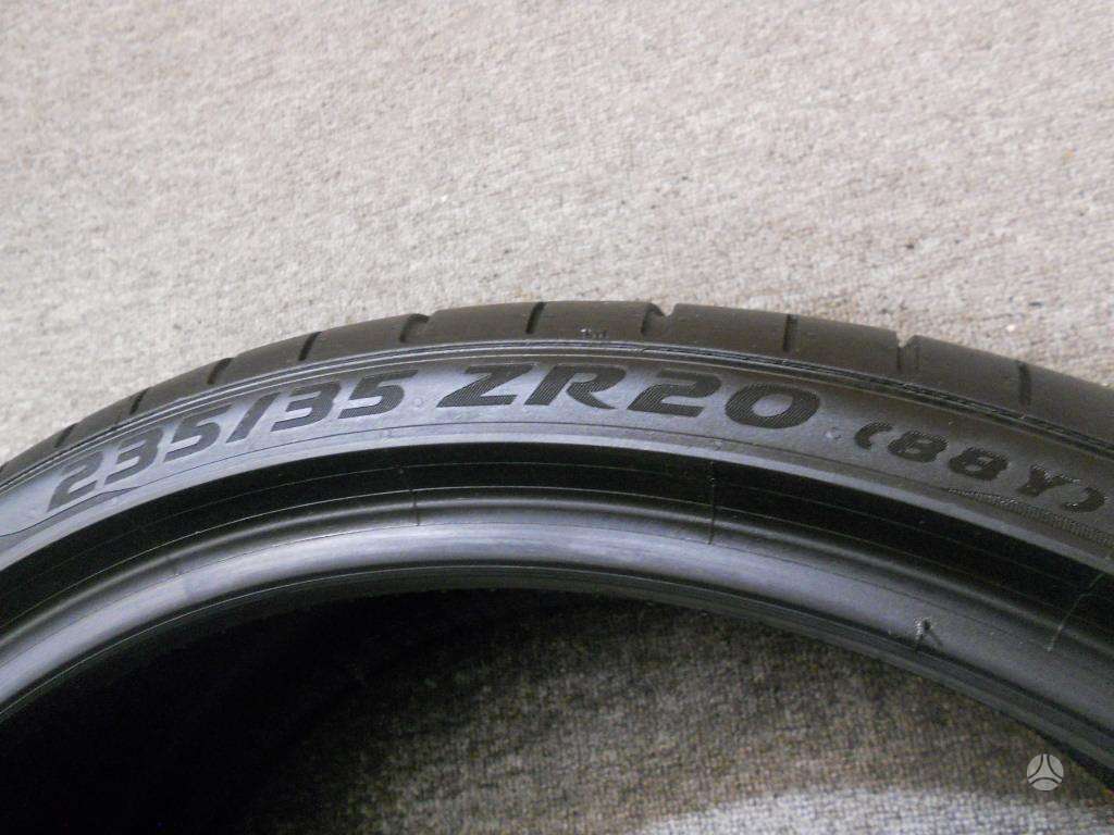 Pirelli 99% PZero NO, summer 235/35 R20