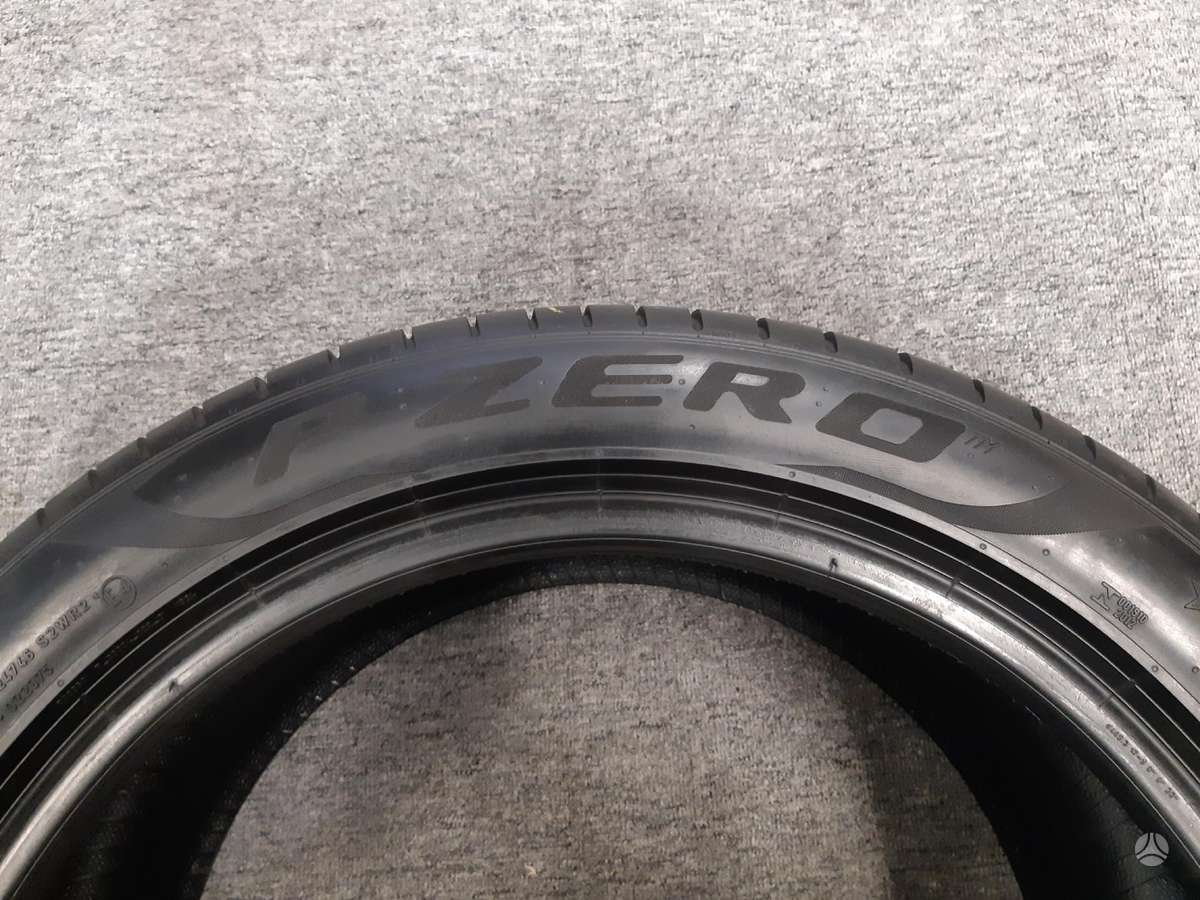 Pirelli 2021m PZero LS, summer 275/40 R19