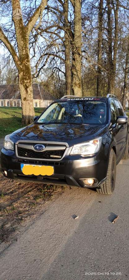 Subaru Forester, 2.0 l., off-road / crossover