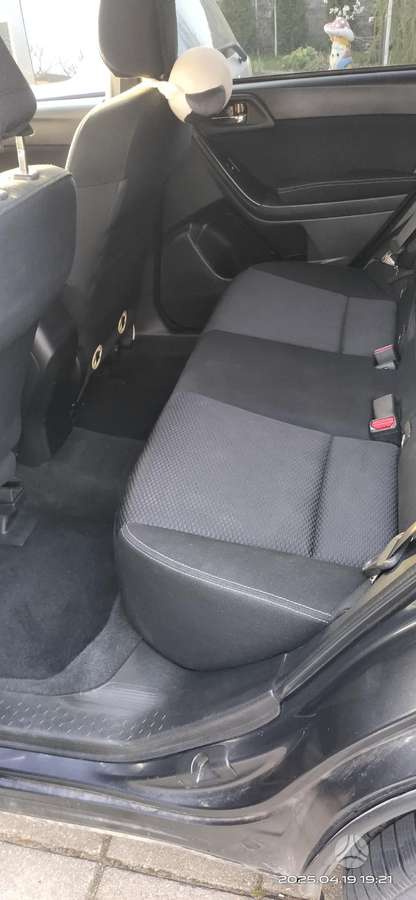 Subaru Forester, 2.0 l., off-road / crossover