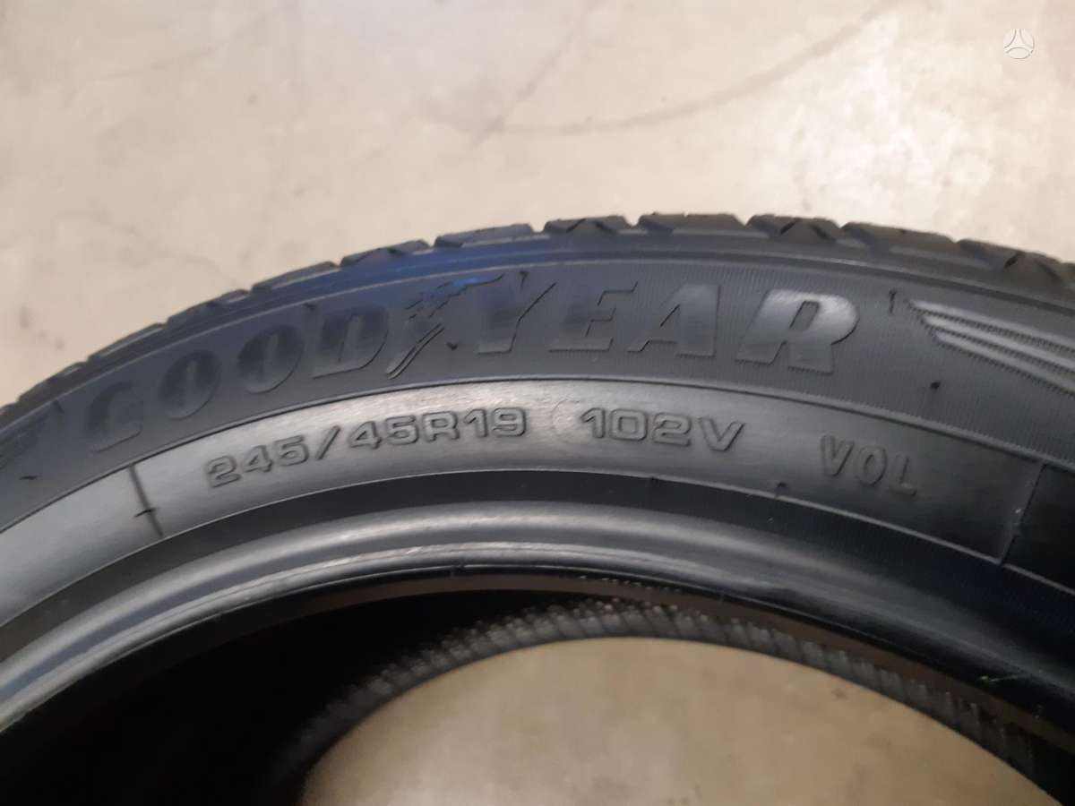 Goodyear 2023m 95% Performance, summer 245/45 R19