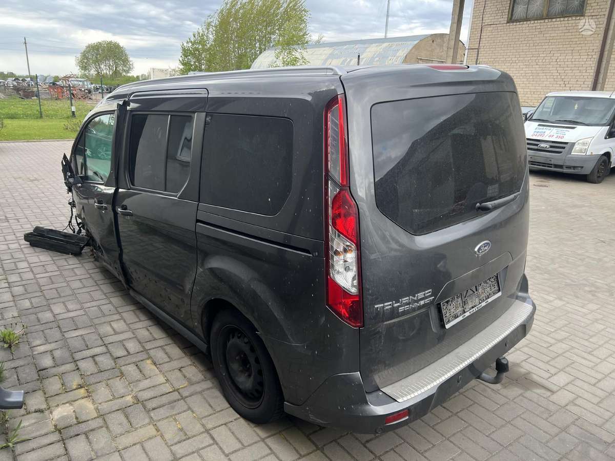 Ford Tourneo Connect dalimis