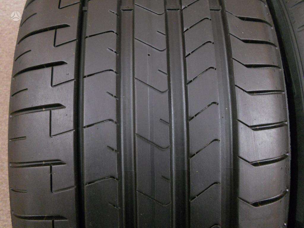Pirelli 2023m 95% PZero SC, летние 235/40 R19