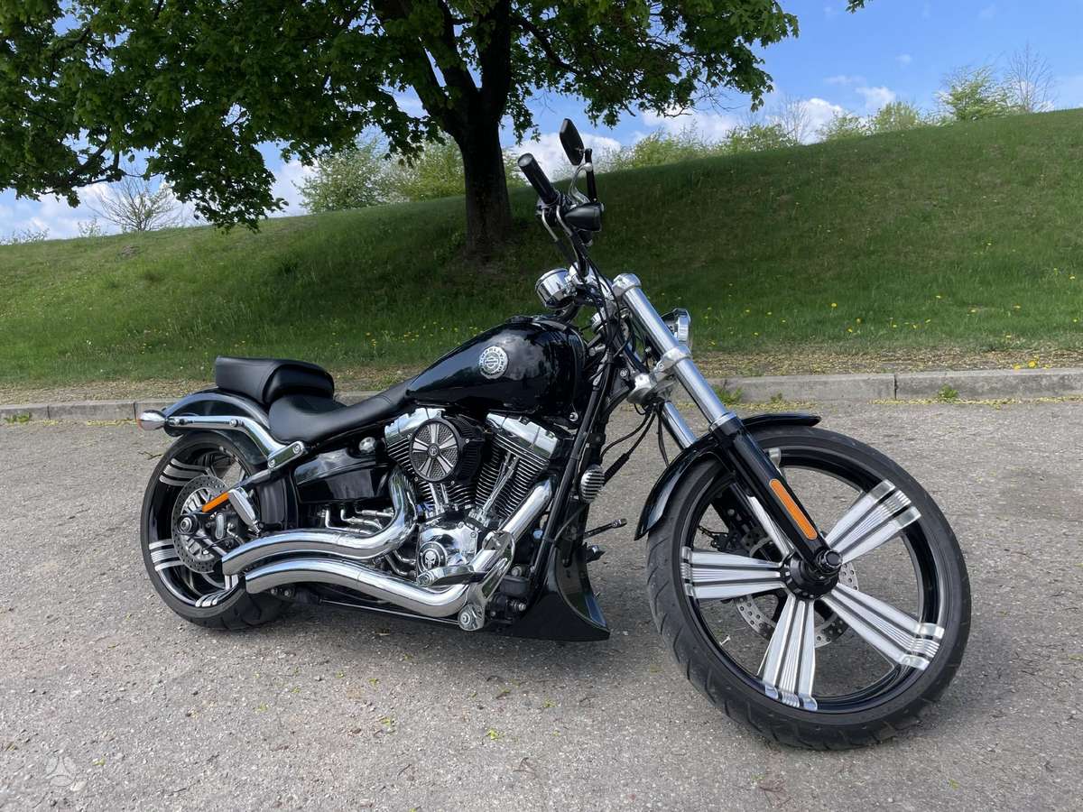 Harley-Davidson BREAKOUT 1700cc, чопперы / круизеры / custom