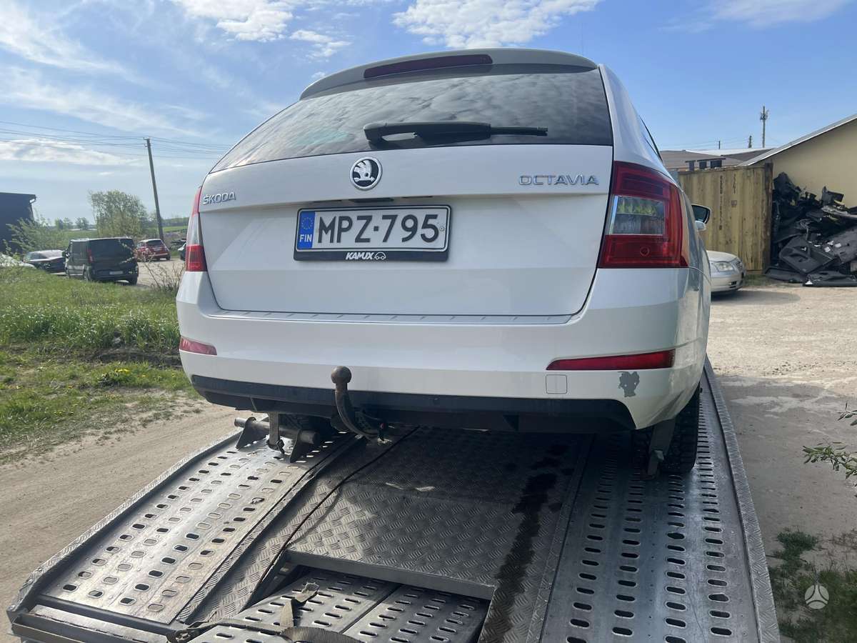 Skoda Octavia for parts. Variklis cjs