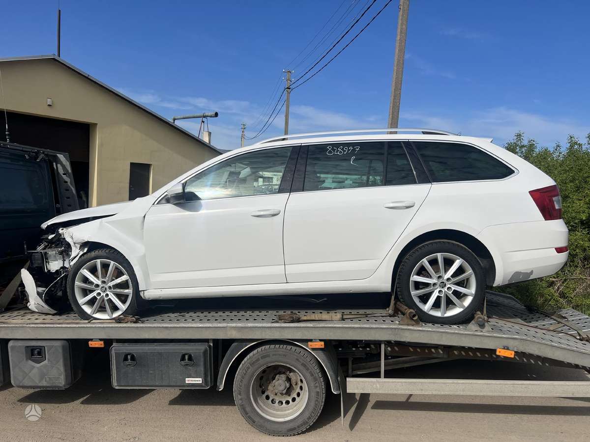 Skoda Octavia for parts. Variklis cjs