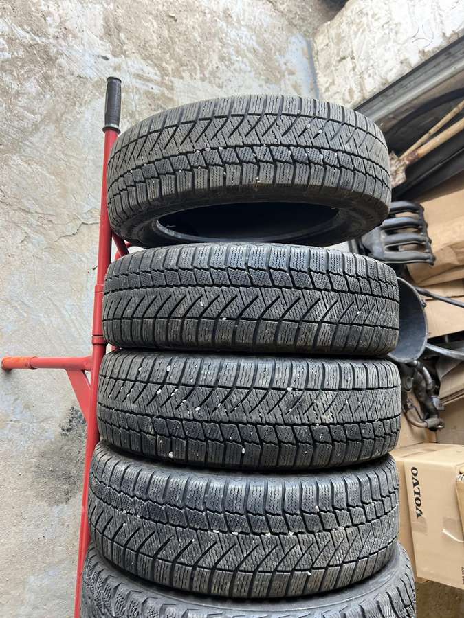 Continental, всесезонные 165/60 R15