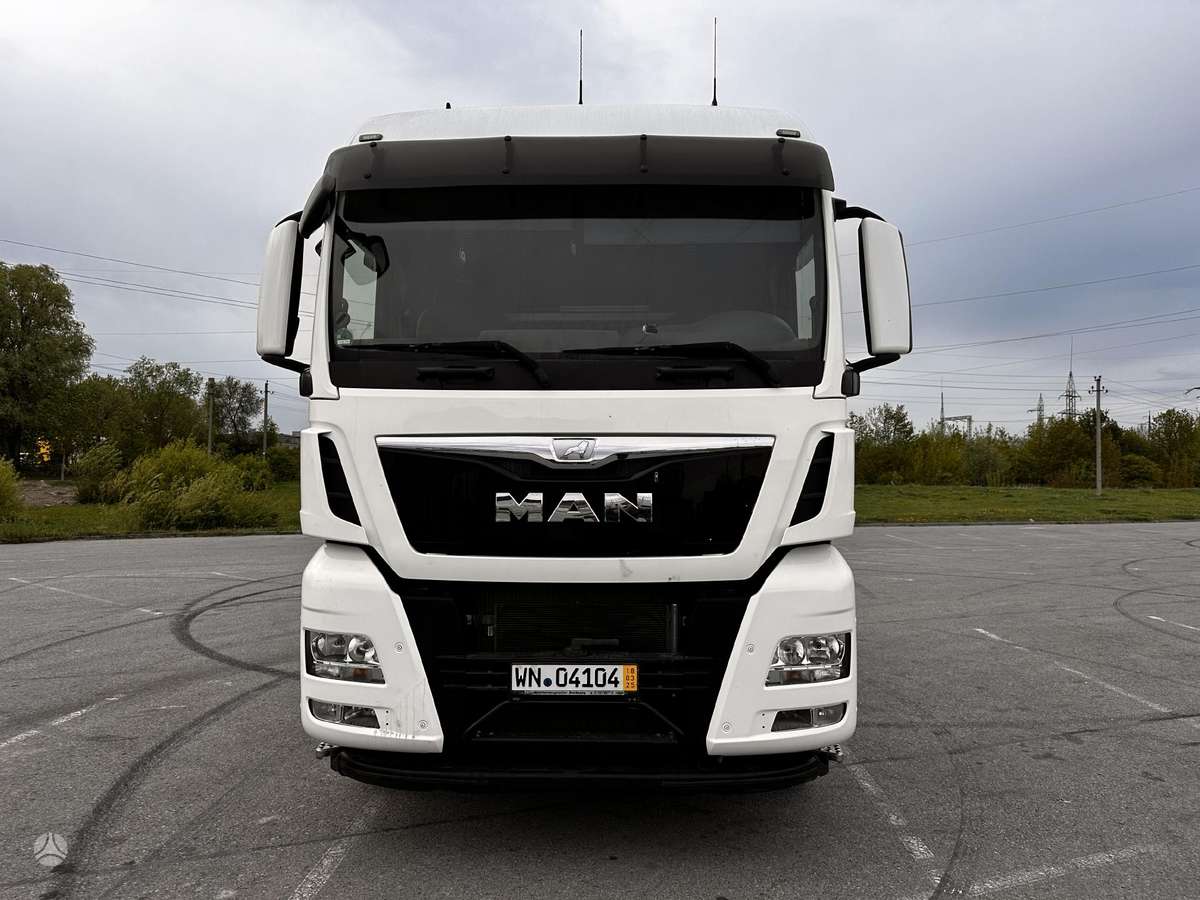 MAN TGX18-480BLS, single sleeper