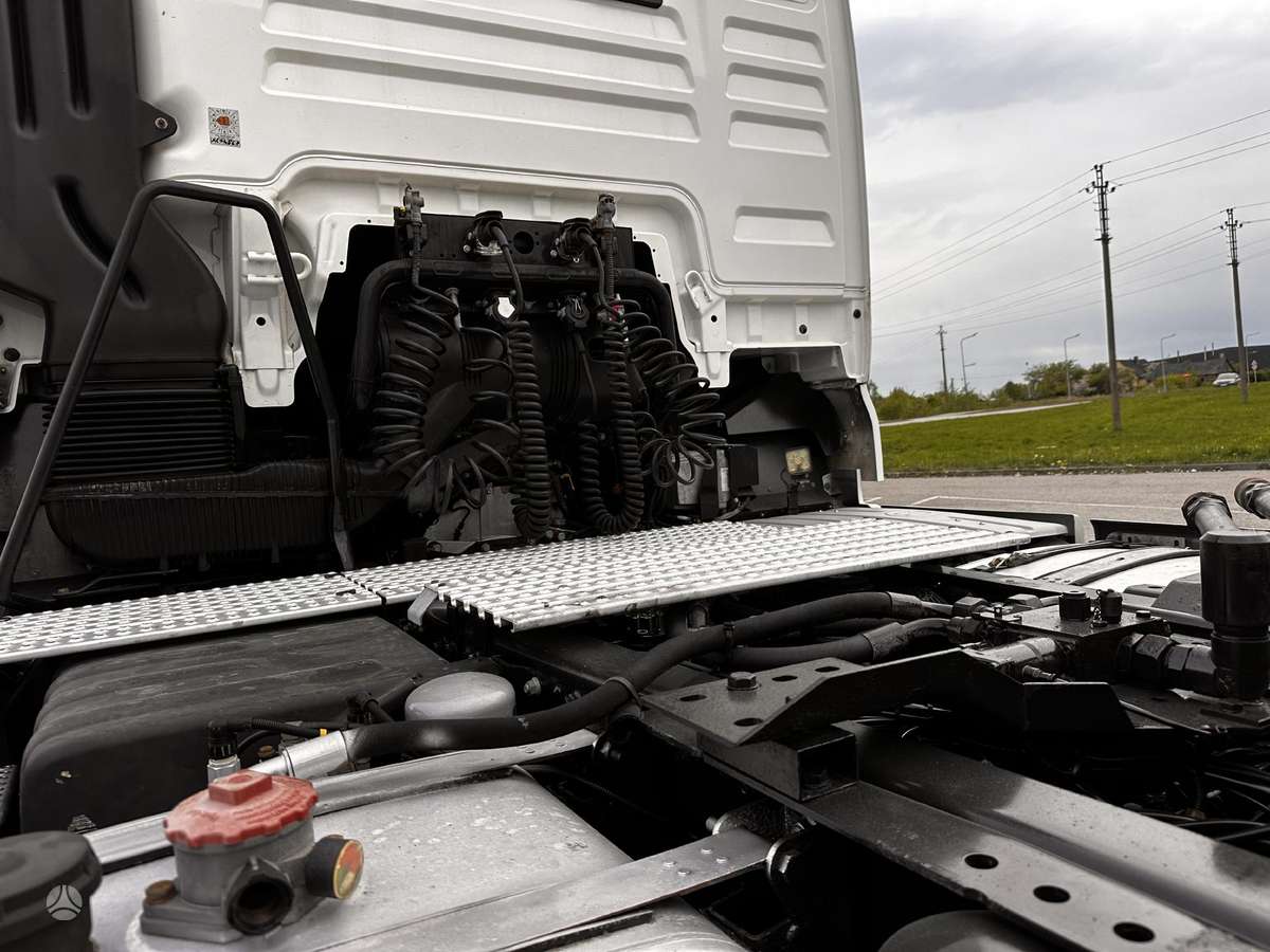 MAN TGX18-480BLS, single sleeper