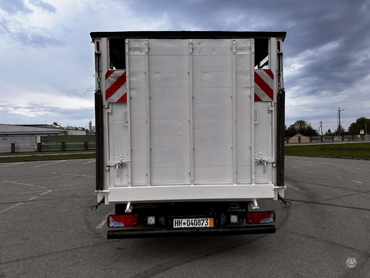 MAN TGL8-180BL, gyvulių pervežimo