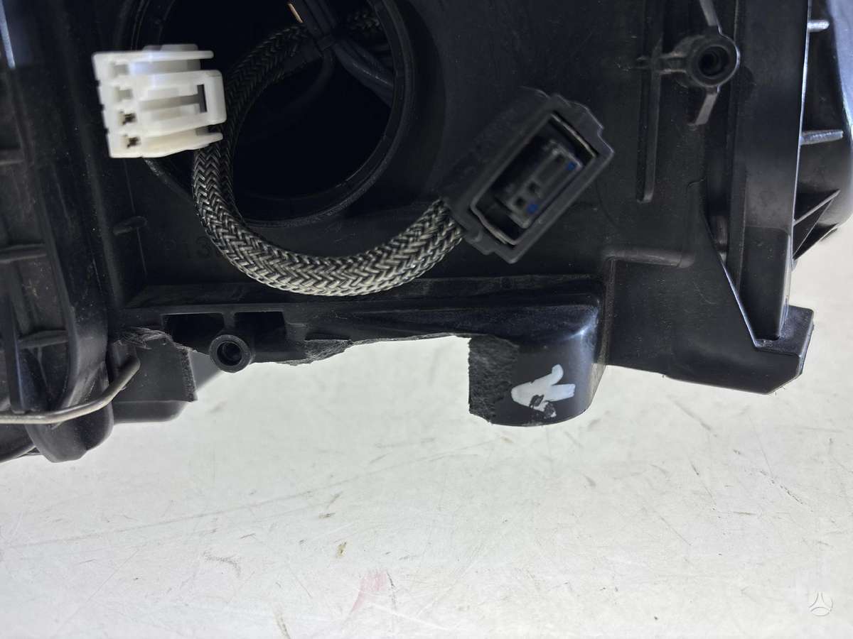 Audi Q5, 8R0941006, Cen25939