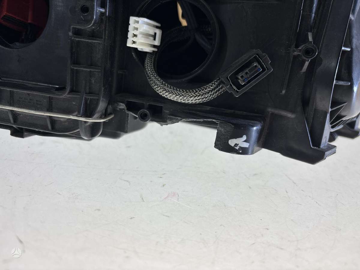 Audi Q5, 8R0941006, Cen25939