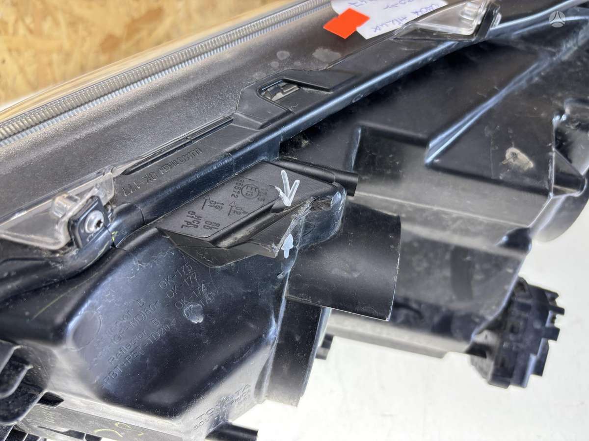Toyota Hilux, 811100KK60, Cen25980