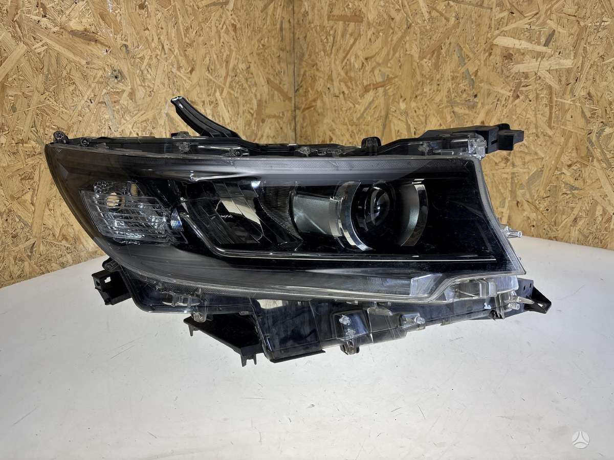Toyota Land Cruiser Cen25982