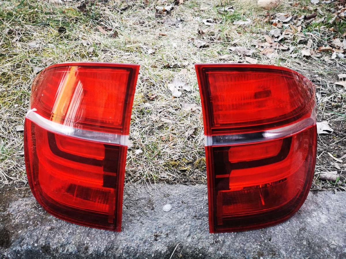 BMW X5 lights