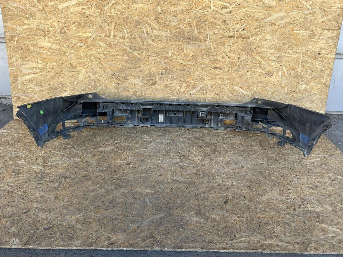 Audi Q3, 8U0807385C, Cen26002