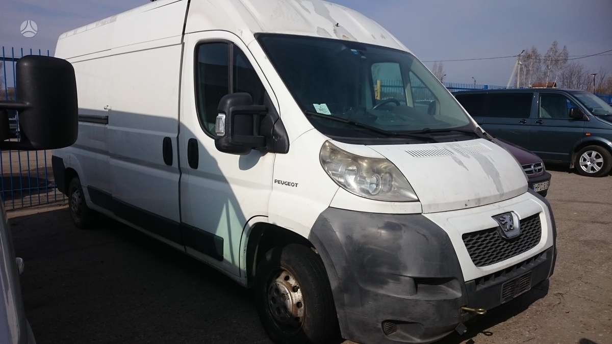 Peugeot Boxer, preču