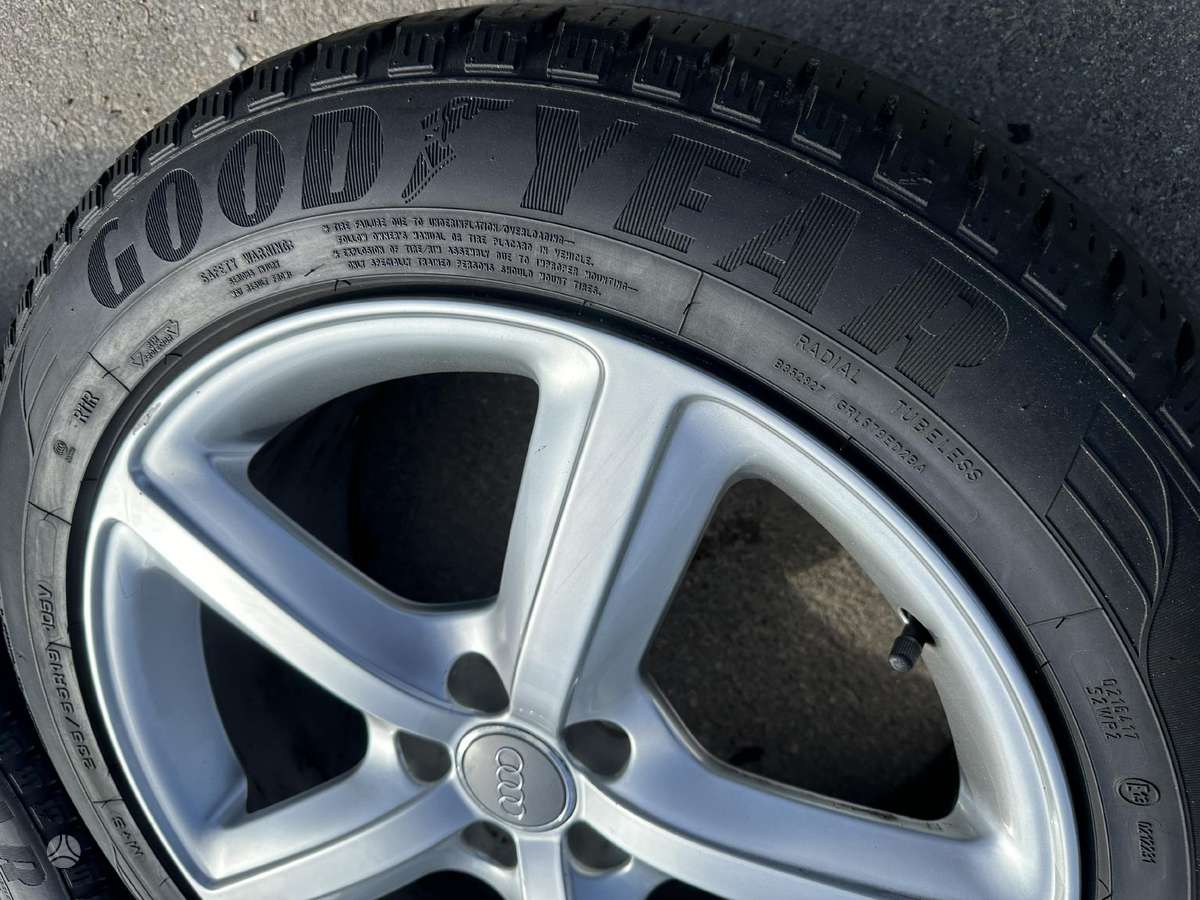 Audi Q5 originalūs, light alloy, R19