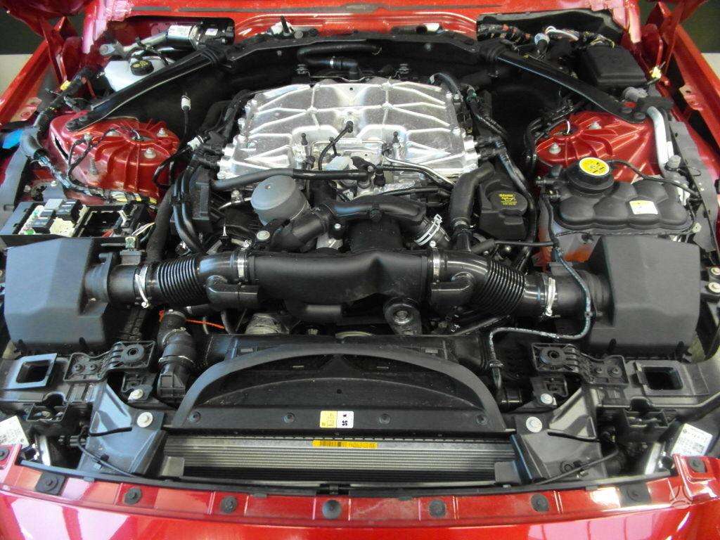 Jaguar XJ, 306PS, variklio detalės