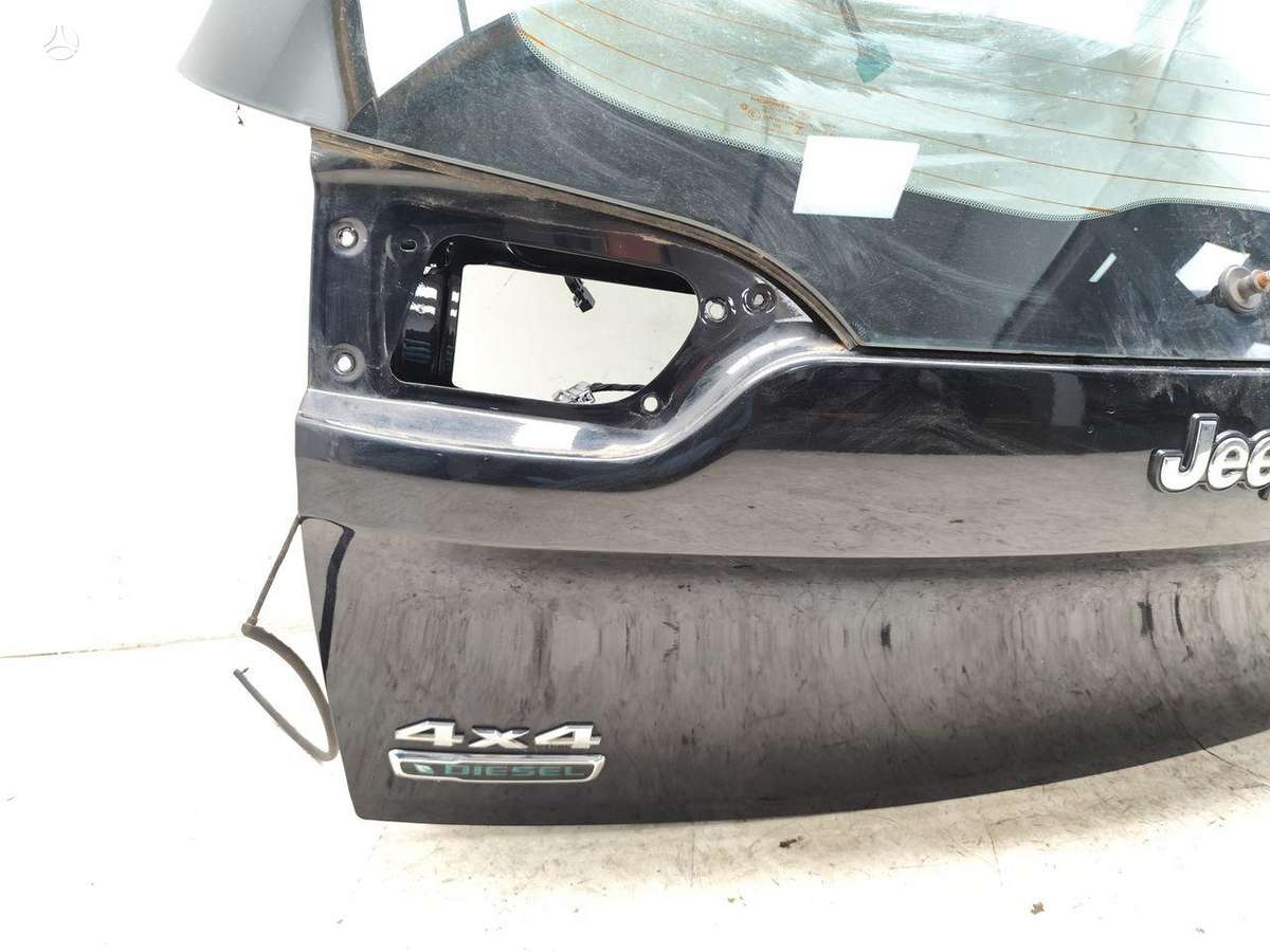 Jeep Cherokee hood (front, rear)