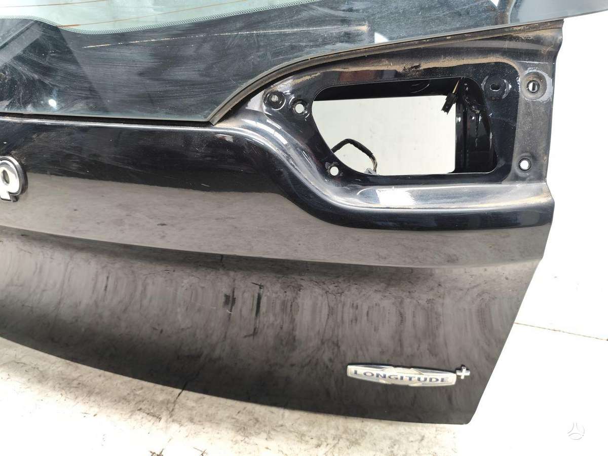 Jeep Cherokee hood (front, rear)