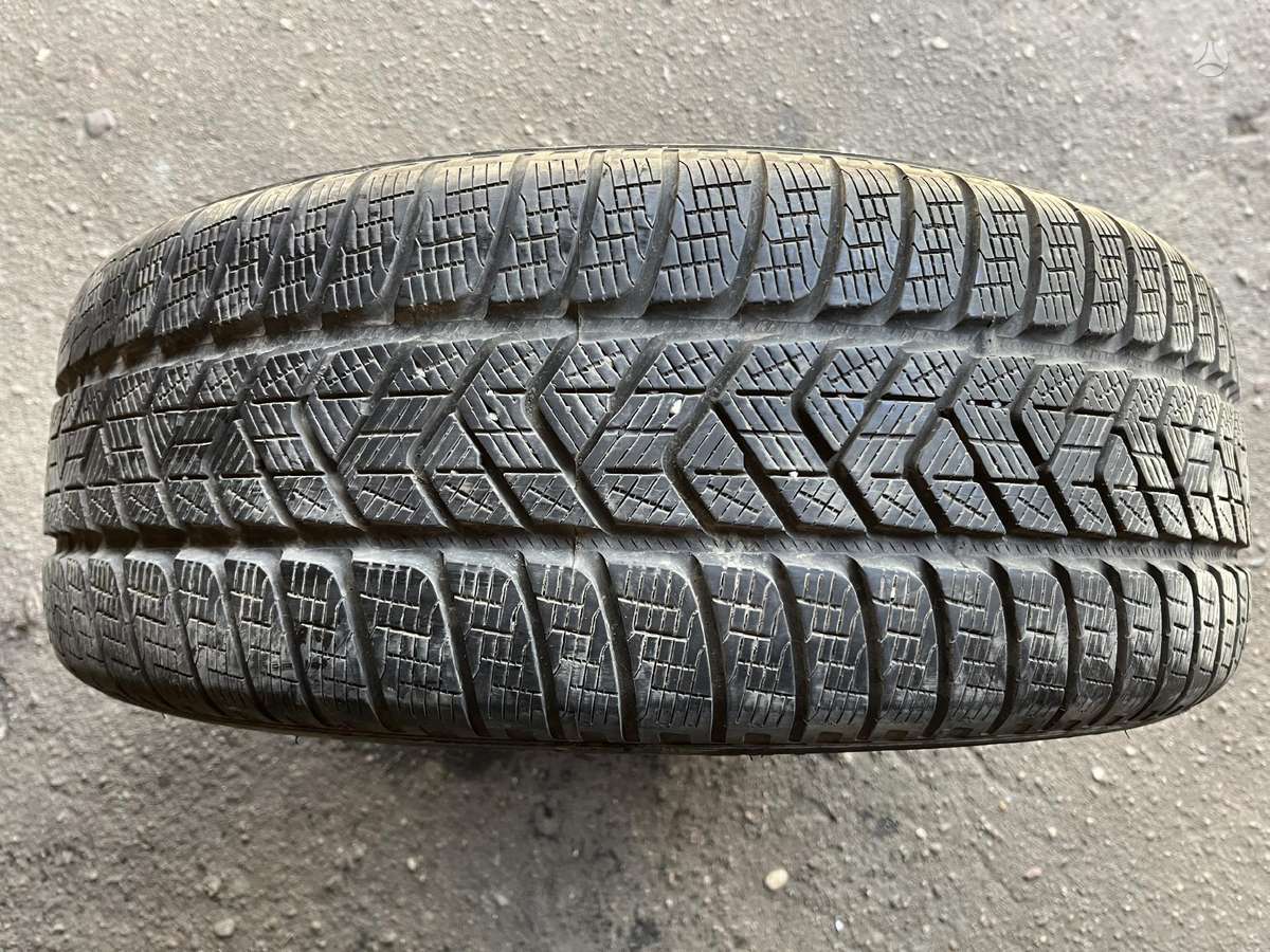 Pirelli ScorpionWinter, žieminės 235/55 R20