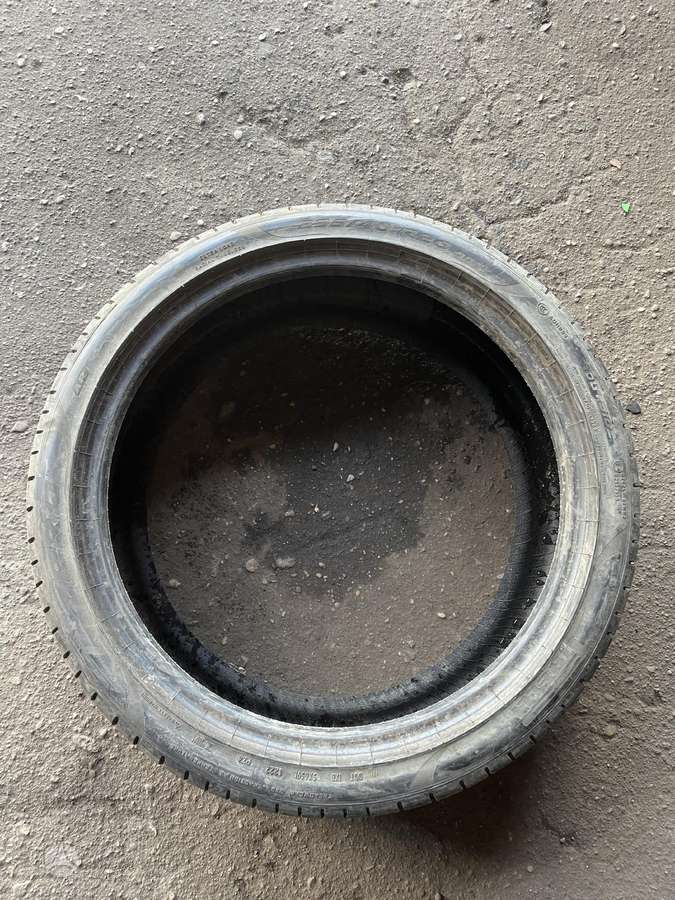 Pirelli PZero pz4, летние 235/40 R20