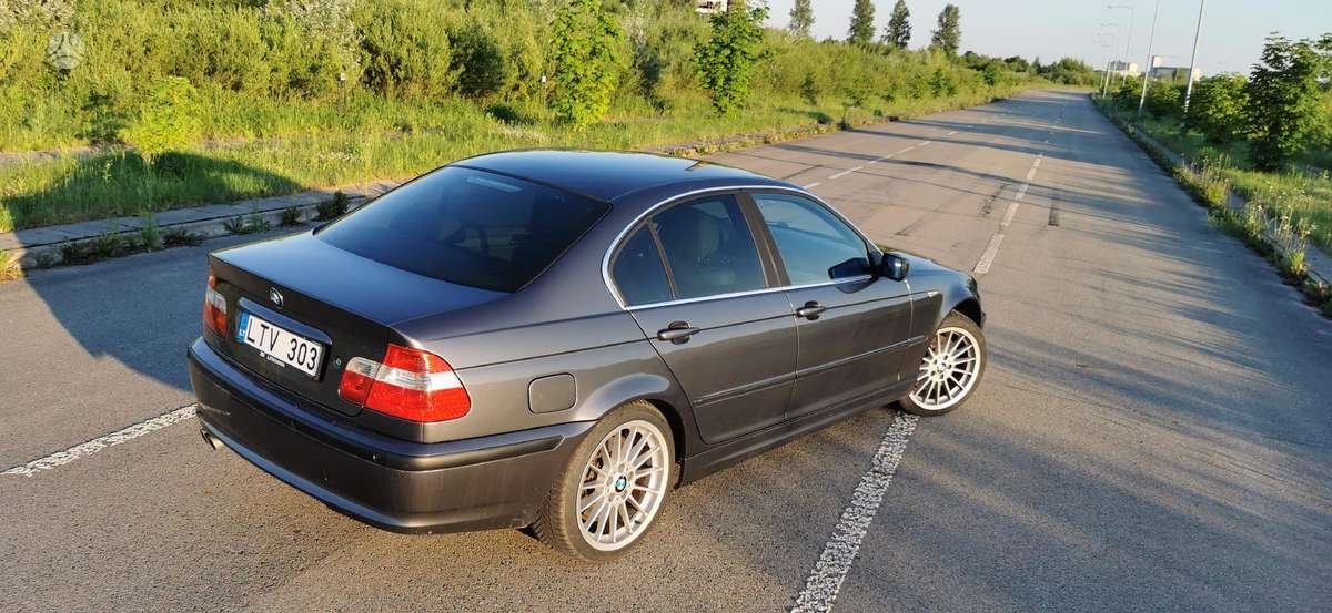 BMW 330, 3.0 l., Седан
