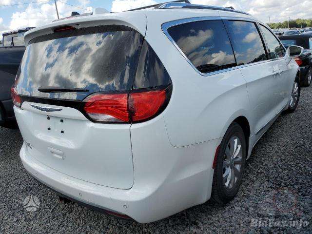 Chrysler Pacifica