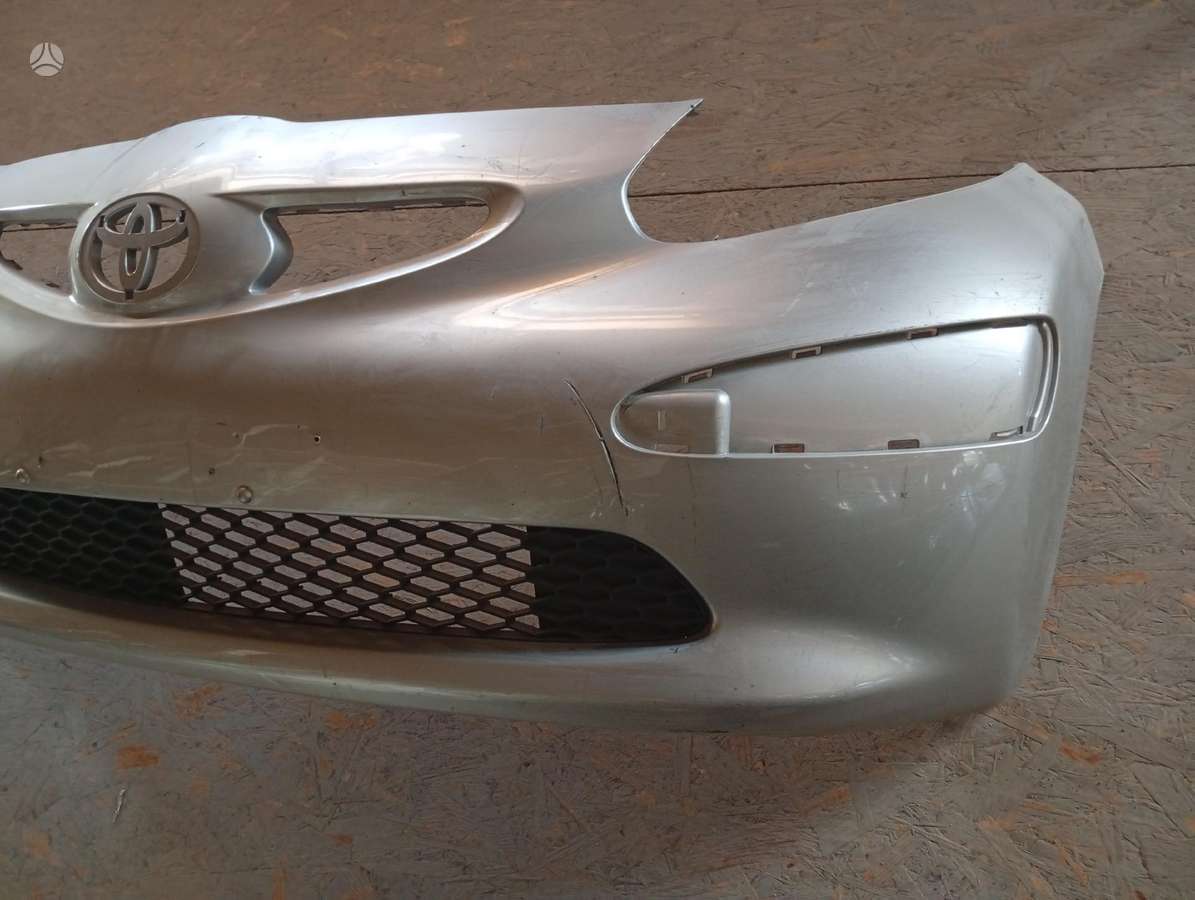 Toyota Aygo бамперы (буфера), двери, крылья