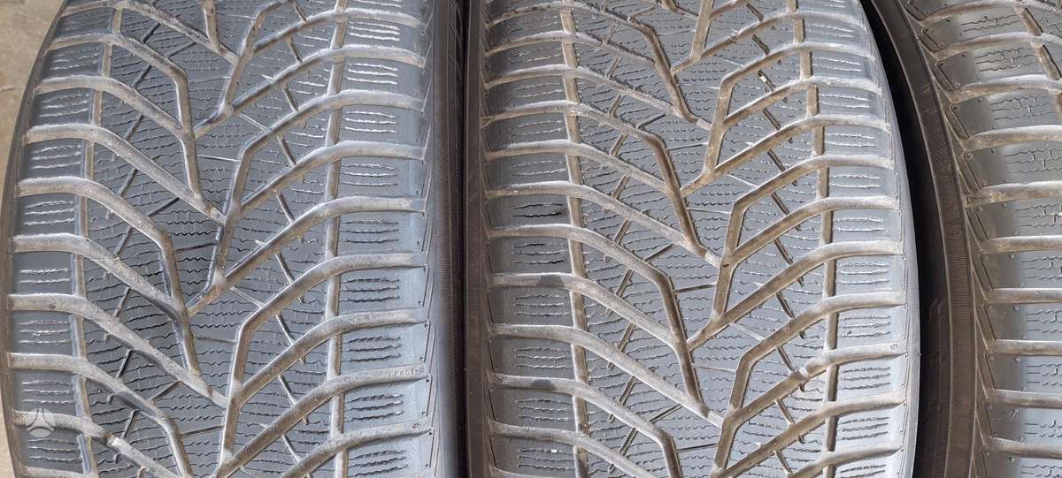 Yokohama, žieminės 245/45 R19