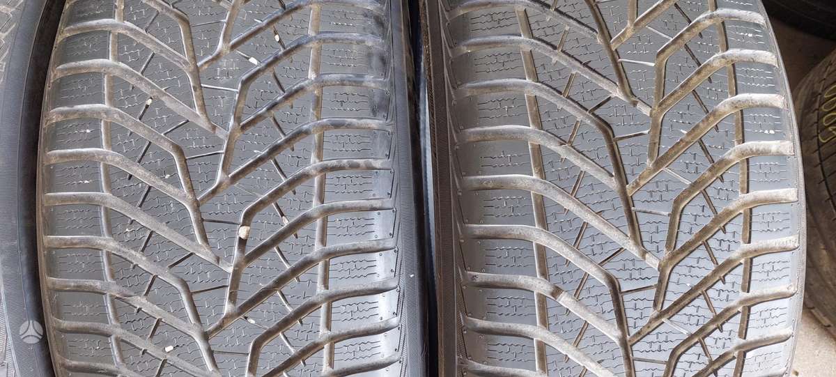 Yokohama, žieminės 245/45 R19