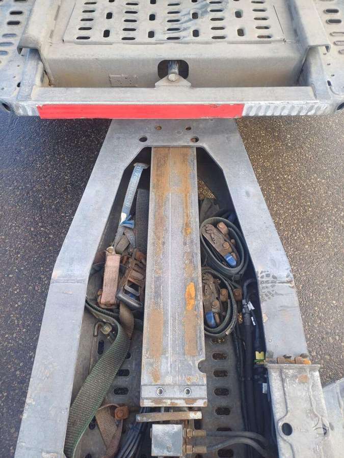 Scania P440  + Kassbohrer 2014, auto transporters