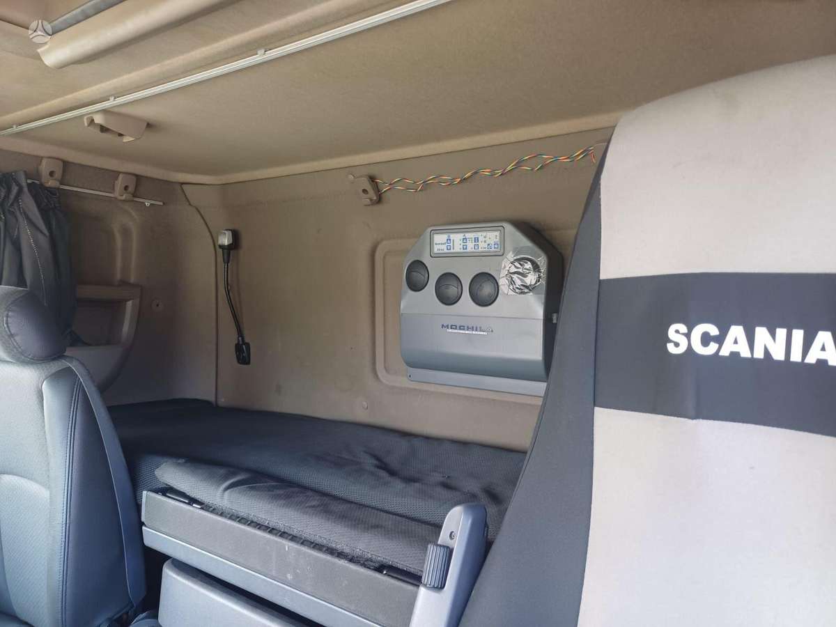 Scania P440  + Kassbohrer 2014, auto transporters