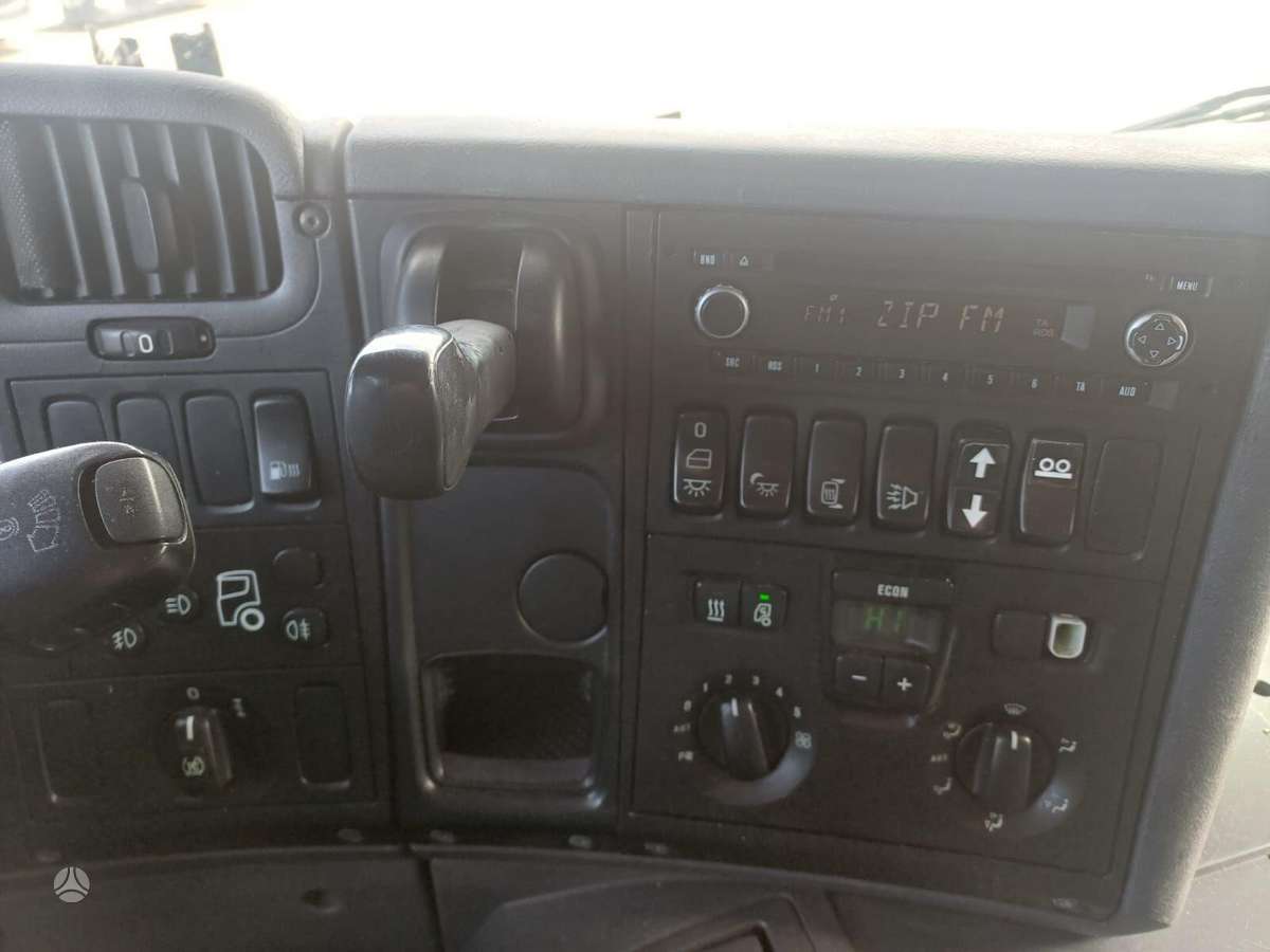 Scania P440  + Kassbohrer 2014, auto transporters