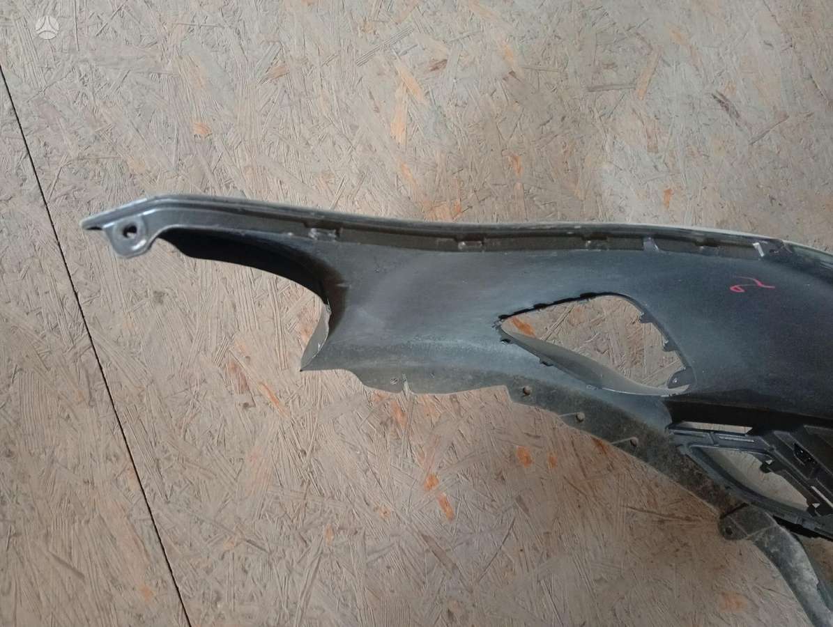 Toyota Avensis bumpers