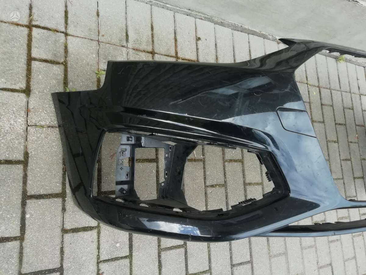 Audi A4 8wo juodas 20m baltas 18m