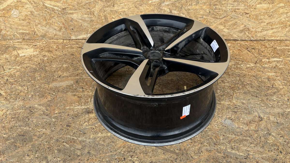 Audi Q7, 4M0601025, Cen25867