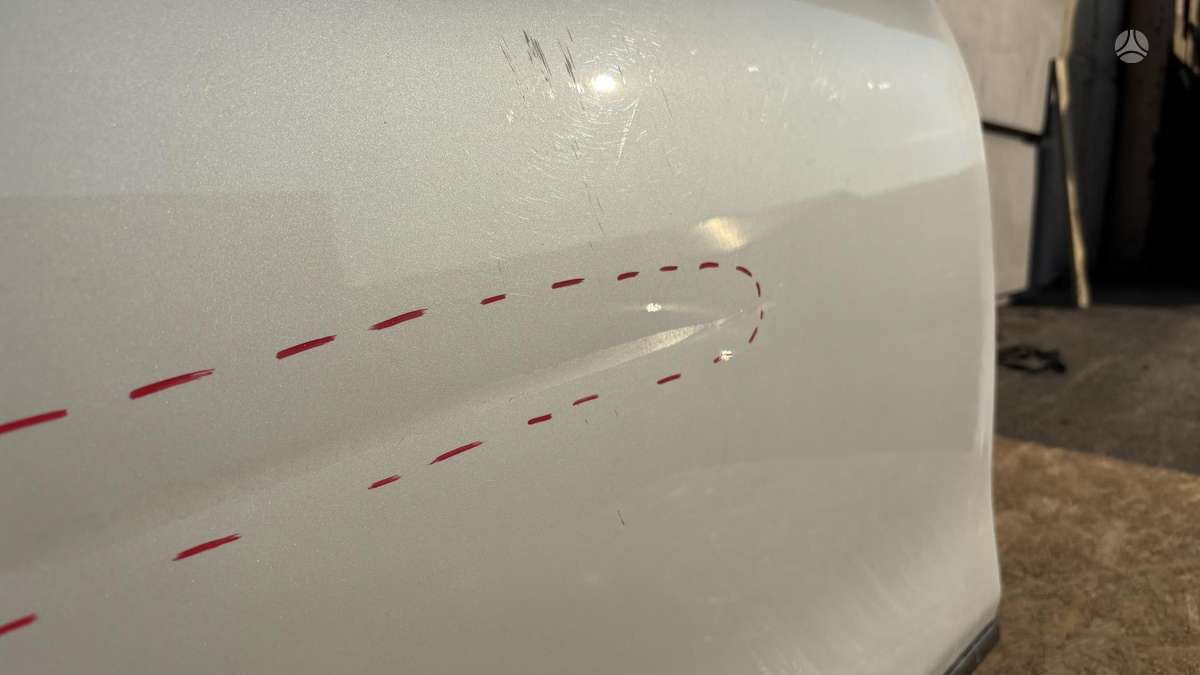 BMW 7 serija Cen25875