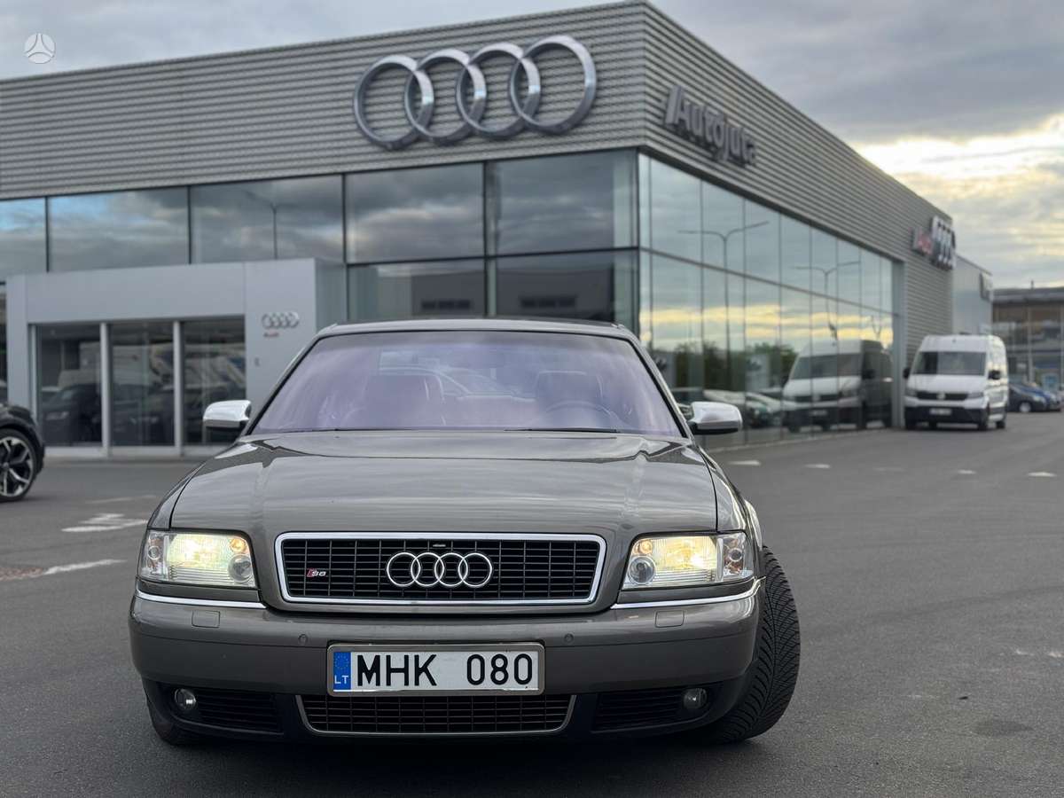 Audi S8, 4.2 l., sedanas