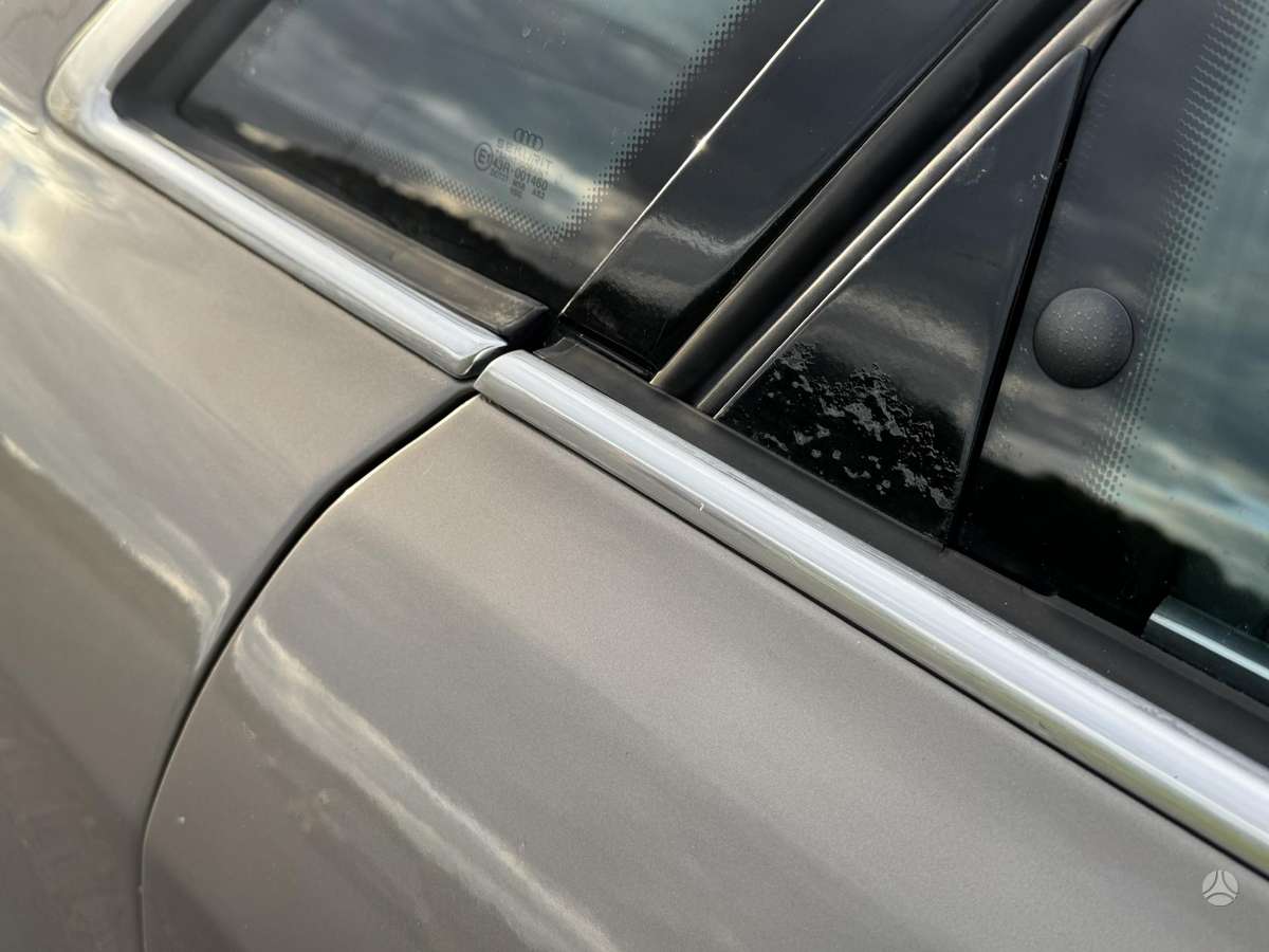 Audi S8, 4.2 l., saloon / sedan