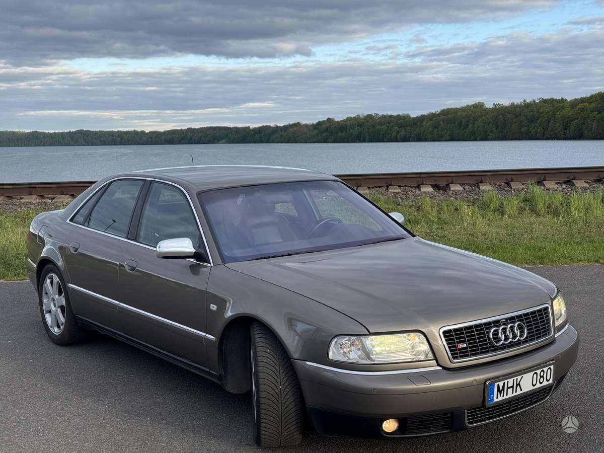 Audi S8, 4.2 l., sedanas