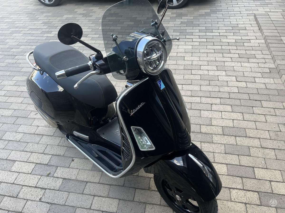 Piaggio Vespa 125cc, мотороллеры / мопеды