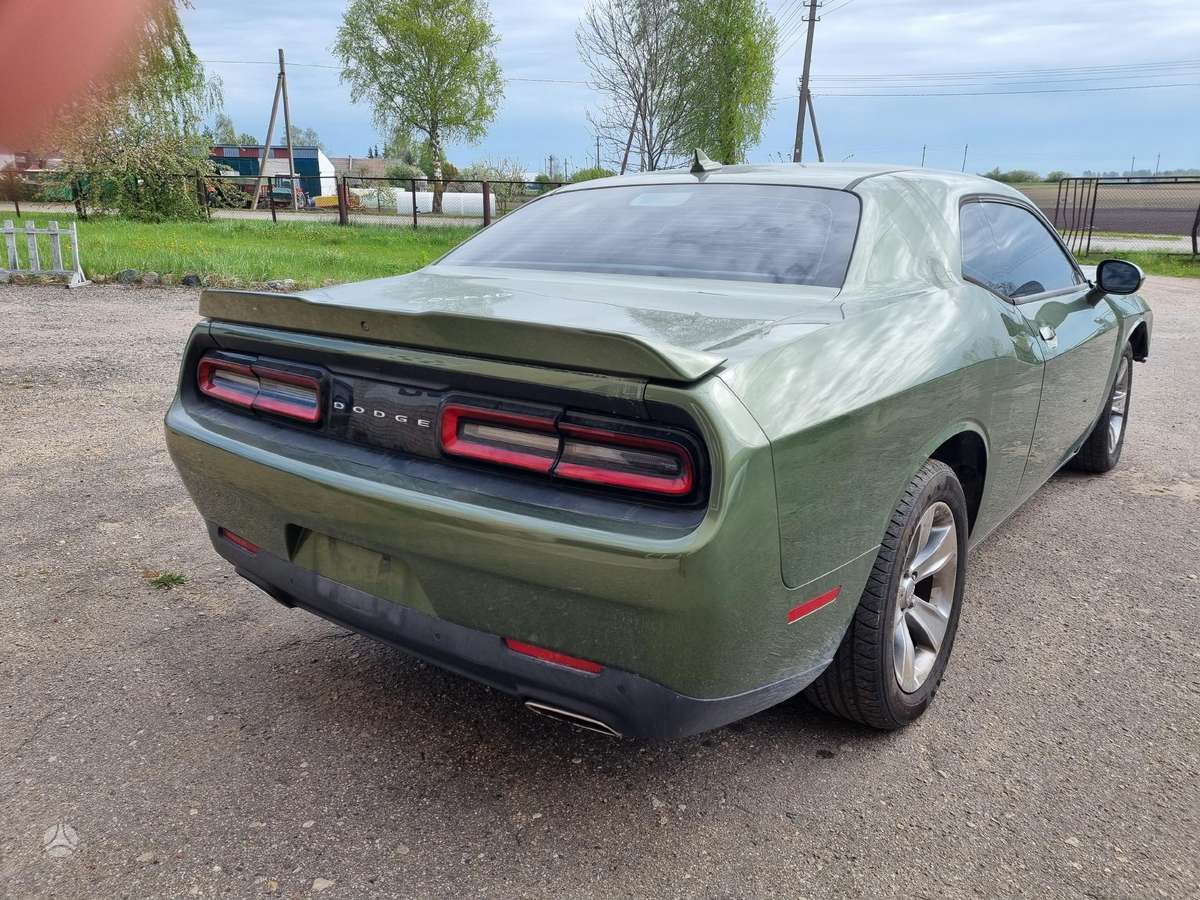 Dodge Challenger