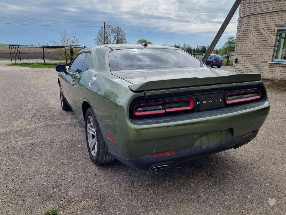 Dodge Challenger