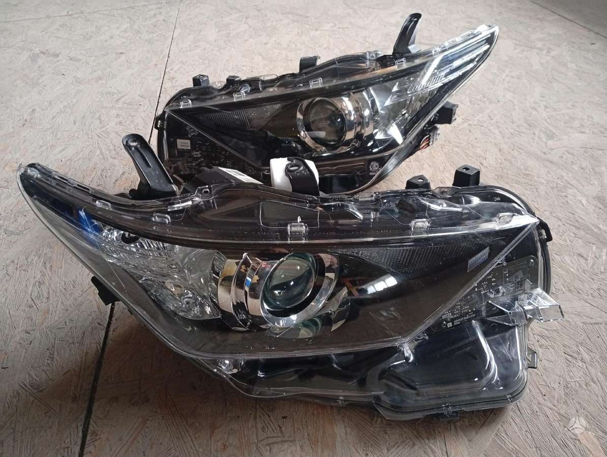 Toyota Auris body parts