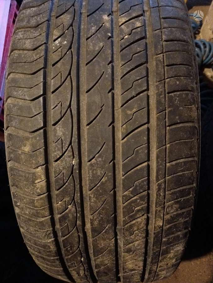 Sunitrac, summer 235/45 R18